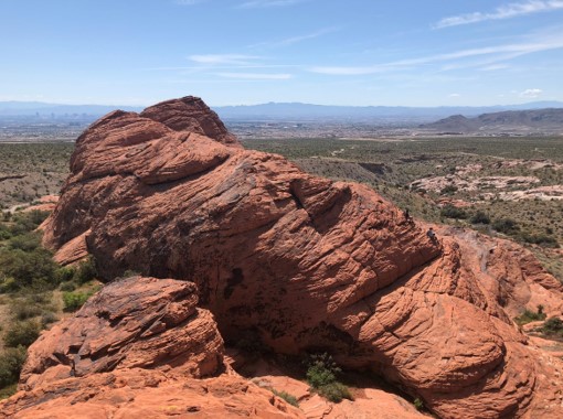 النقوش الصخرية أكبر نتوء