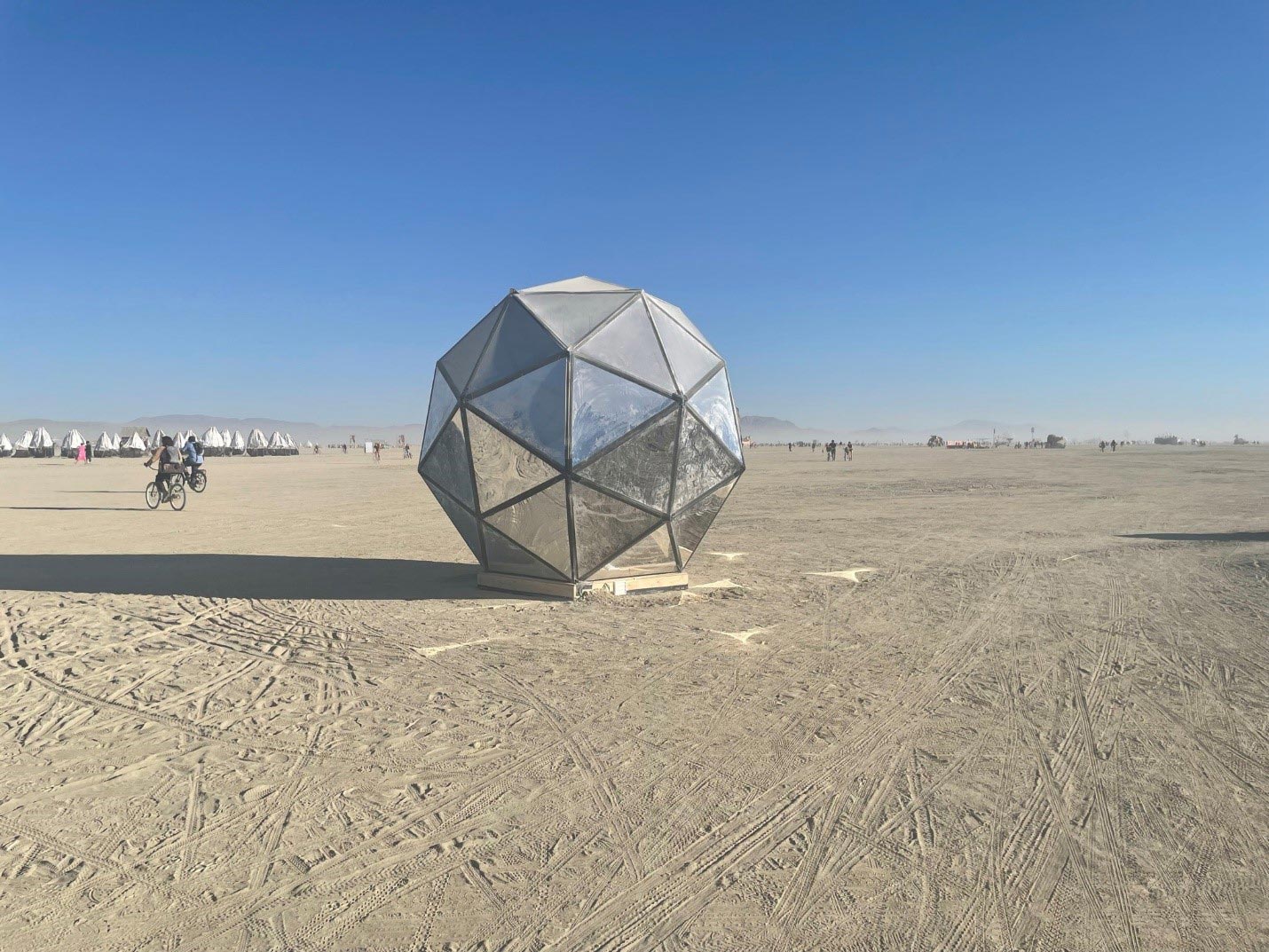 القباب الجيوديسية