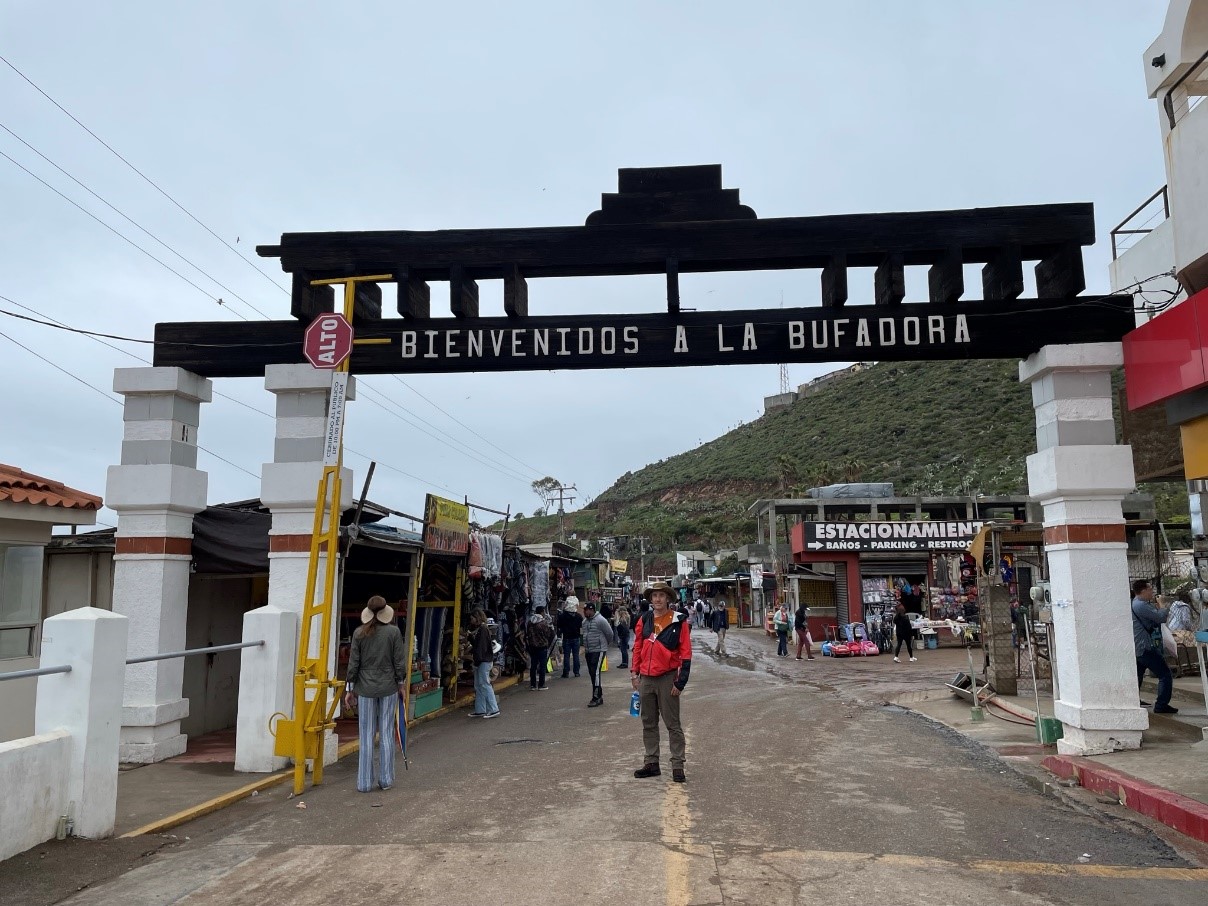 فتحة نفخ بالقرب من إنسينادا